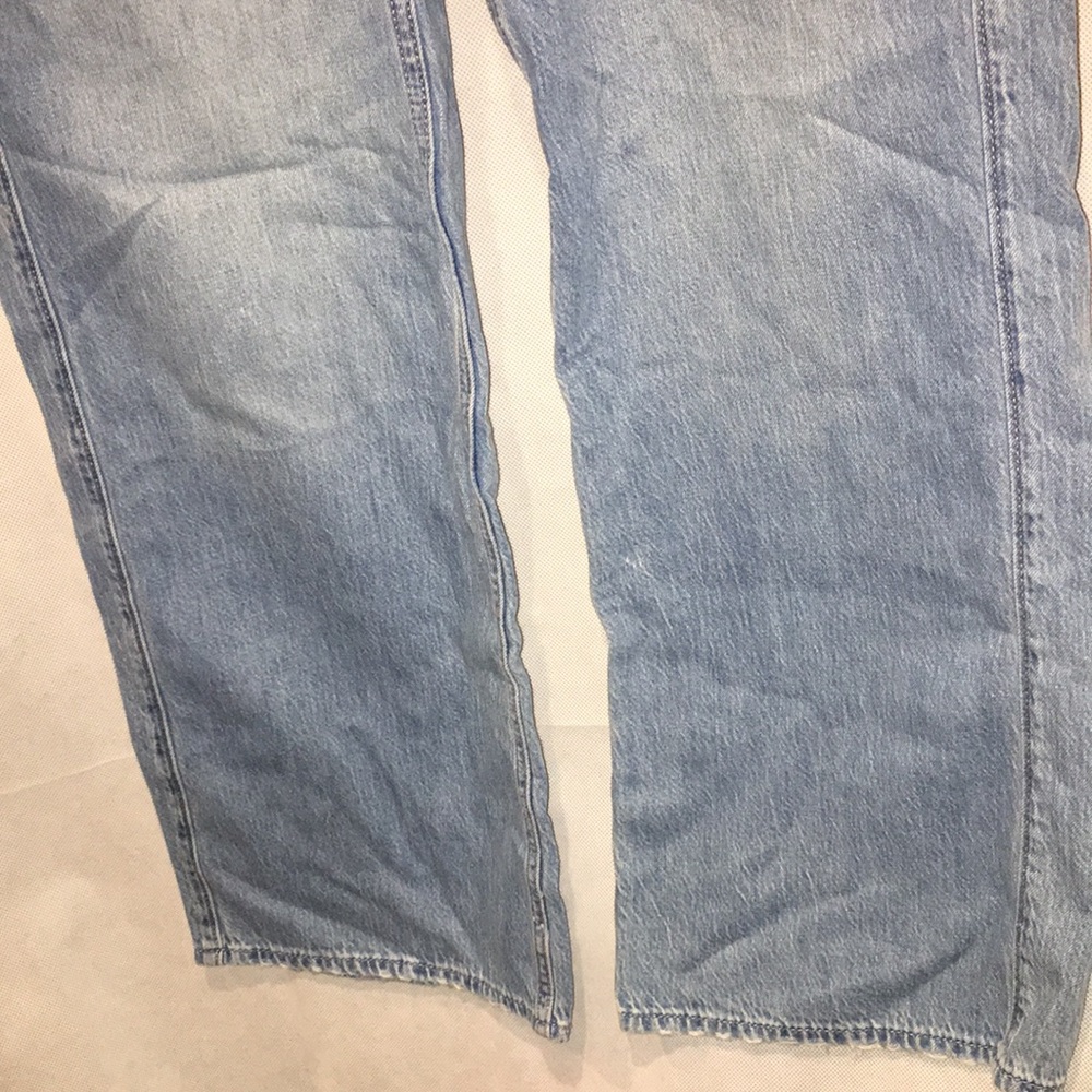 NWT Hollister Ultra High Rise Baggy Jeans | Size 25R - Picture 2 of 6